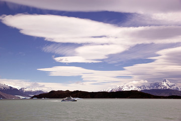 Sticker - Tourist boat in the Argentino Lake, Argentina