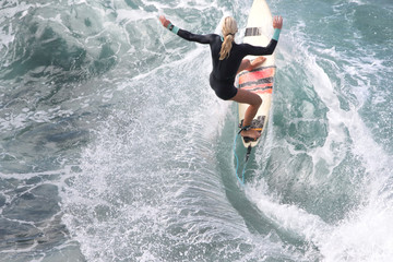 Pro surfer, Eveline Hooft, prepping at Honolua Bay.