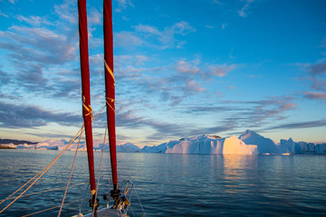 Wall Mural - go on the iceberg. forward view.