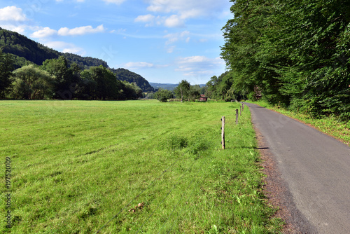Fotografía Bicycle road between Turnov town and Mala Skala village, Bohemian Paradise, Czec