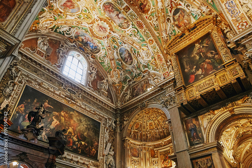 Cuadros en Lienzo Bergamo, Italy - August 18, 2017: Bergamo's Basilica di Santa Maria Maggiore, ornate gold interior