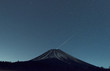 富士山へ降る星