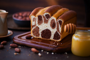 Sticker - leopard cake