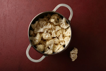 Wall Mural - Raw cauliflowers in pot