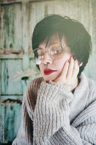 Preciosa Mujer Joven Con El Pelo Corto Y Gafas Vintage Buy This Stock Photo And Explore Similar Images At Adobe Stock Adobe Stock