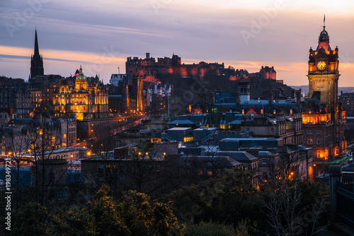 Plakat Edinburgh Stare Miasto widziane z Calton Hill w Twilight