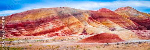 Fotografía Colorful clay hills in the Painted Hills of Oregon, USA