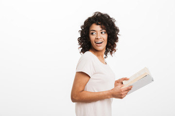 Poster - Portrait of a happy young afro american woman