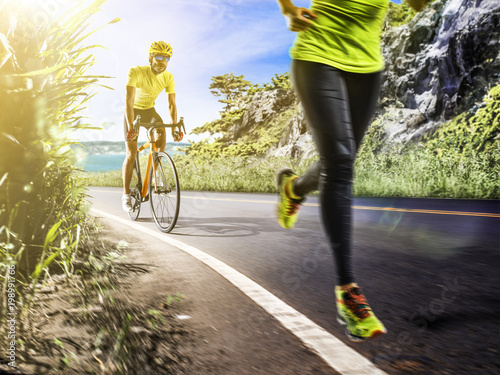 Fotografiet Professional triathlon man and woman running and ciclyng