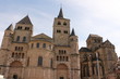Der Trierer Dom St. Peter und die Liebfrauenkirche im Zentrum von Trier
