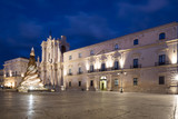 Fototapeta Miasto - The main square Piazza Duomo in Ortygia, Syracuse in the winter festive season