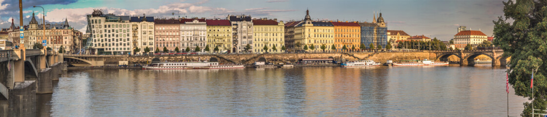 Canvas Print - Buildings in Prague