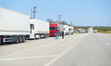 Fototapeta Maki - EDIRNE, TURKEY, 02.04.2016: Loaded border queue of cars trucks at the border