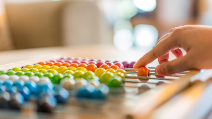 Calculating Colorful Abacus