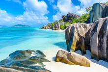 Source D'Argent Beach At Island La Digue, Seychelles - Beautifully Shaped Granite Boulders And Rock Formation - Paradise Beach And Tropical Destination For Vacation