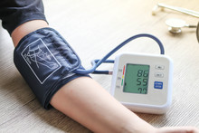 Human Check Blood Pressure Monitor And Heart Rate Monitor With Digital Pressure Gauge.