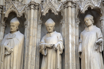 Canvas Print - Saint Figure, Cathedral Church; Bordeaux