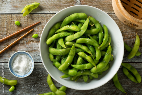 Fotomural Steamed Edamame with Sea Salt