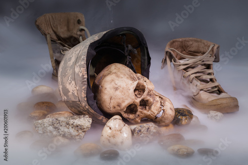 Cuadros en Lienzo Corpses in military uniform on ice smoke