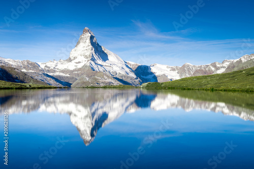 Fotografía  Stellisee und Matterhorn in den Schweizer Alpen bei Zermatt
