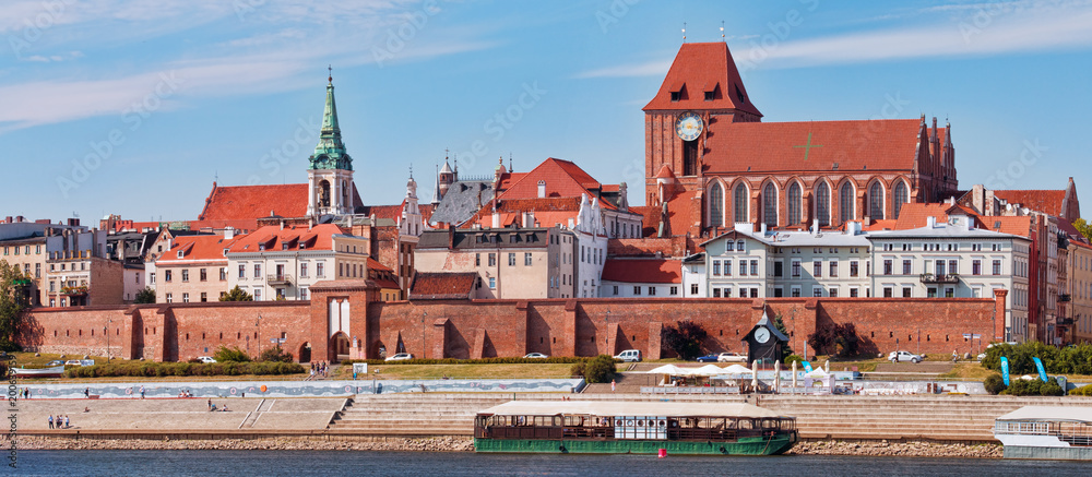 Obraz na płótnie Panoramic view of the city. Torun, Poland. w salonie