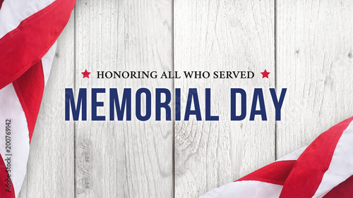 Cuadros en Lienzo Memorial Day - Honoring All Who Served Text Over White Wood Wall Texture Backgro