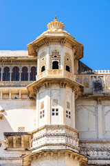 Fototapete - Detail of Udaipur city palace.