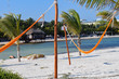Insel mit orange farbenen Hängematten vor Playa del Carmen0, Strand Maroma, Mexiko
