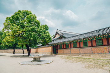 Wall Mural - Gyeongbokgung Palace Korean traditional architecture in Seoul, Korea