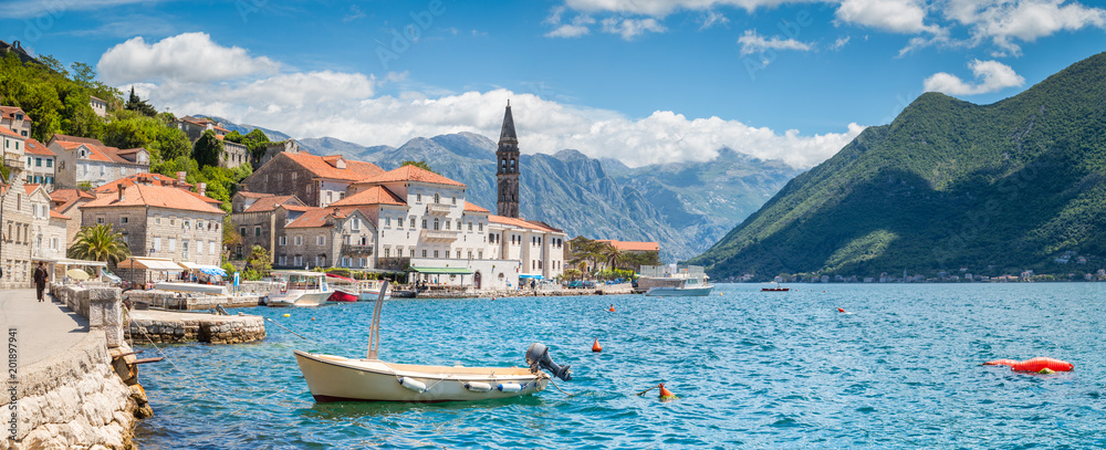 Historic town of Perast at Bay of Kotor in summer, Montenegro - obrazy, fototapety, plakaty 