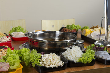 Wall Mural -  hot pot with double flavour