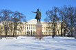 © irinabal18 - Памятник А.С. Пушкину на площади Искусств перед Русским музеем зимой, Санкт-Петербург. Россия