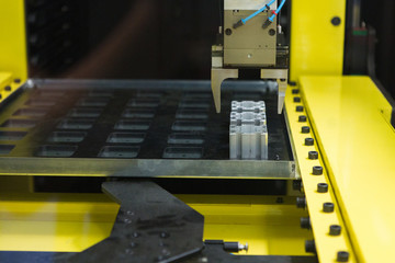 Aufkleber - Automatic machine with robotic arm in a modern automated factory