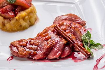 Wall Mural - Duck breast with berry sauce