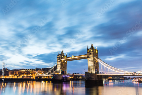 Stampa su Tela London, Tower Bridge beautiful view at sunrise