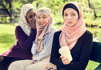 Canvas Print - Islamic women gossiping and bullying her friend