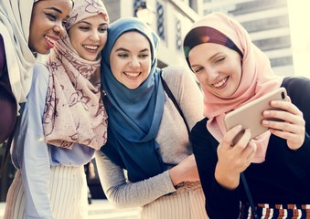 Canvas Print - Group of islamic women taking selfie together