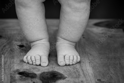 baby feet walking