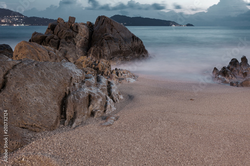 Photographie Seascape of rock in long exposure,composition of nature for background