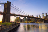 Fototapeta  - New York, Lower Manhattan skyline with Brooklyn Bridge