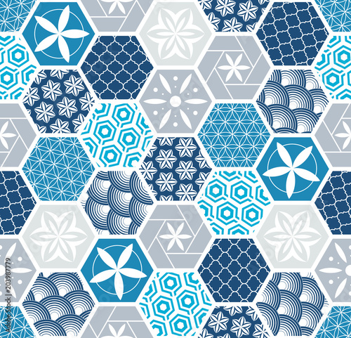 seamless-pattern-for-tiles-in-the-bathroom-drawing-for-home-textiles-pattern-made-of-hexagons