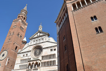 Sticker - The facade of the imposing Cathedral of Cremona - Cremona - Italy 22