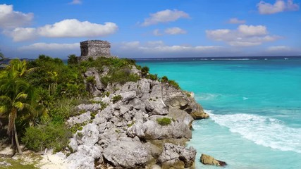 Wall Mural - Tulum ruins in Caribbean sea at Mayan Riviera