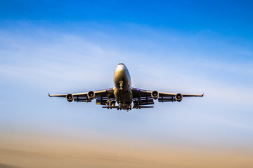 Wall Mural - Airplane ist landing