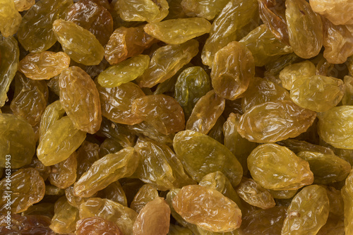 Fotografía  Golden yellow jumbo raisins