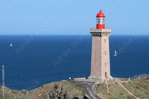 Foto  Phare du cap Béar, au bord de la mer Méditerranée, à Port-Vendres (France)