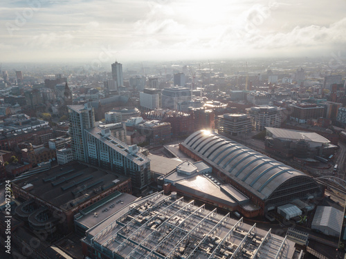Fotografía Manchester City Centre Drone Aerial View Above Building Work Skyline Construction Blue Sky Summer Beetham Tower Deansgate