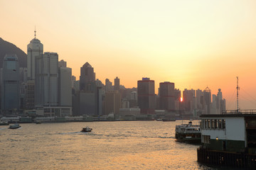 Canvas Print - Victoria harbour and skyline with sunset, Hong Kong