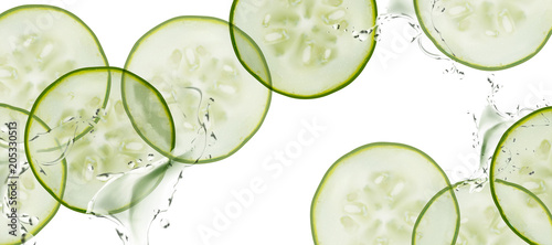 Cuadros en Lienzo Sliced cucumber background