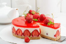 Cold Cheesecake With Strawberry And Strawberry Jelly.